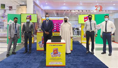 Lulu rewards 400 shoppers with BD 25,000 Eid jackpot in third .